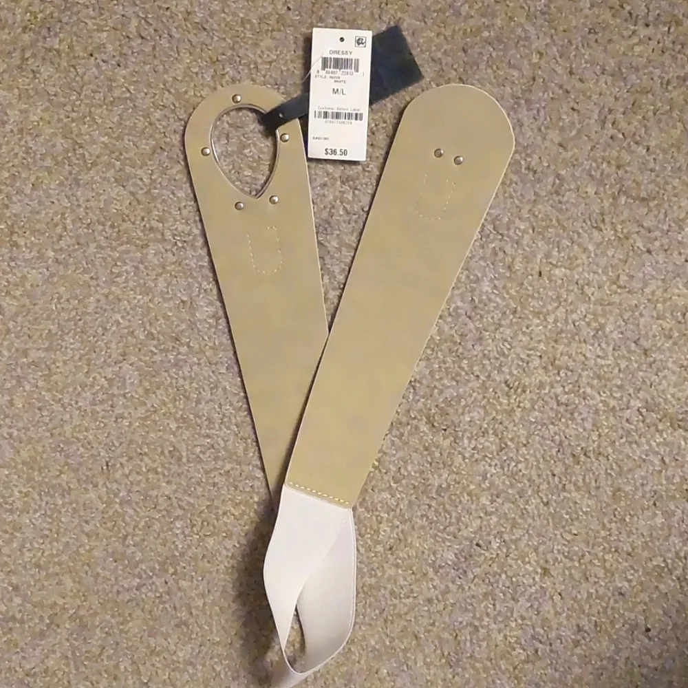 INC International Concepts White Belt Accessories, Size M/L - Picture 3 of 4